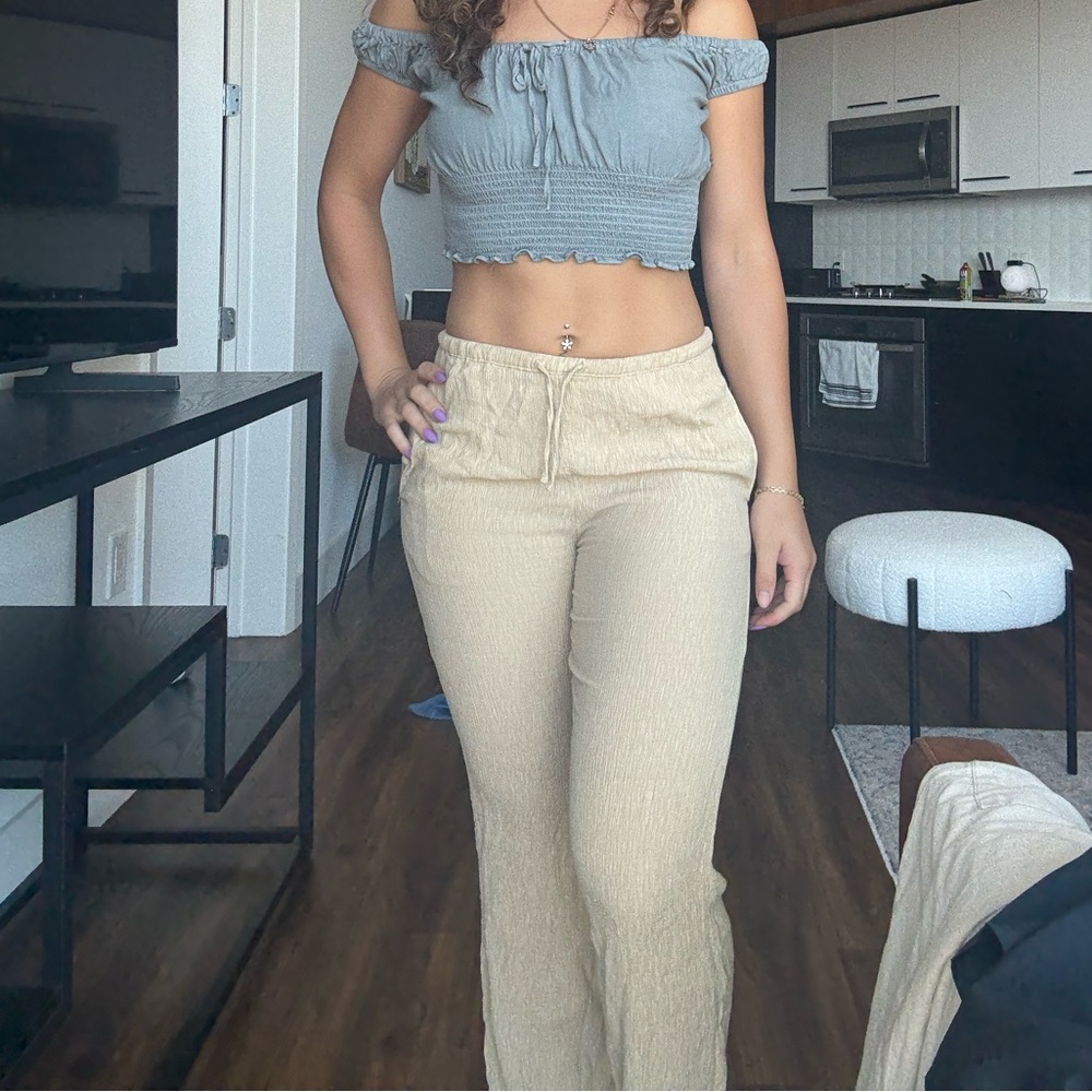 H&M tan pants!